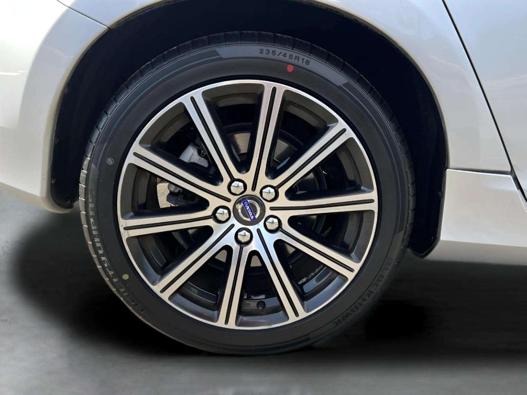 2016 Volvo S60 - $10,995