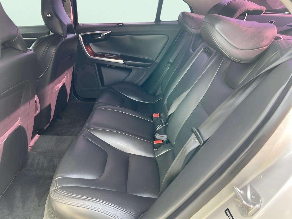 2016 Volvo S60 - $10,995