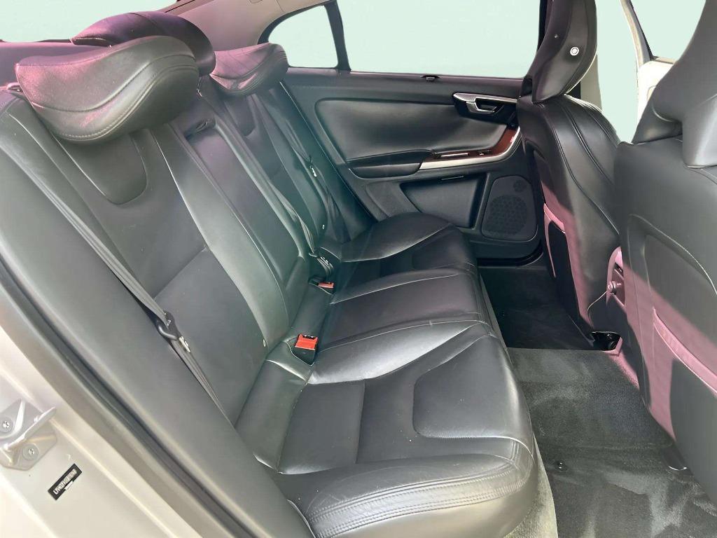 2016 Volvo S60 - $10,995
