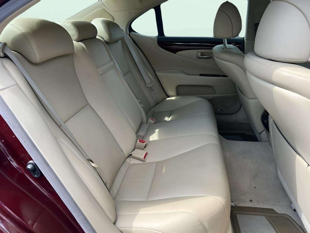 2007 Lexus LS - $7,995