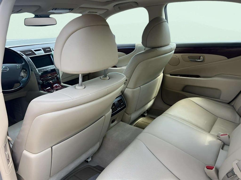 2007 Lexus LS - $7,995