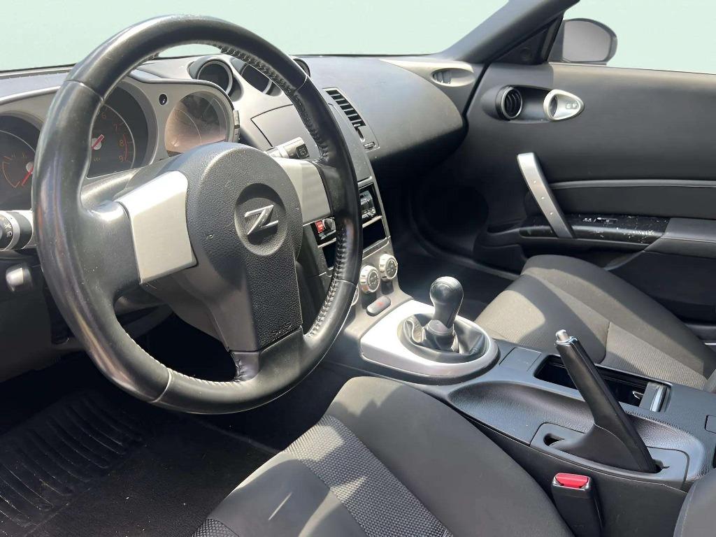 2008 Nissan 350Z - $10,995