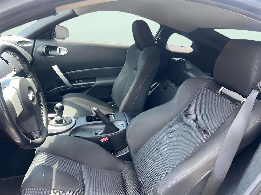 2008 Nissan 350Z - $10,995