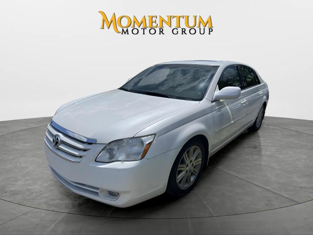 2007 Toyota Avalon - $6,995