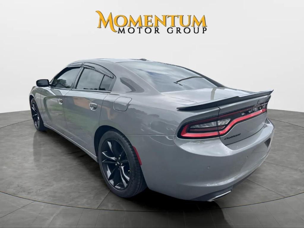 2018 Dodge Charger - $12,995