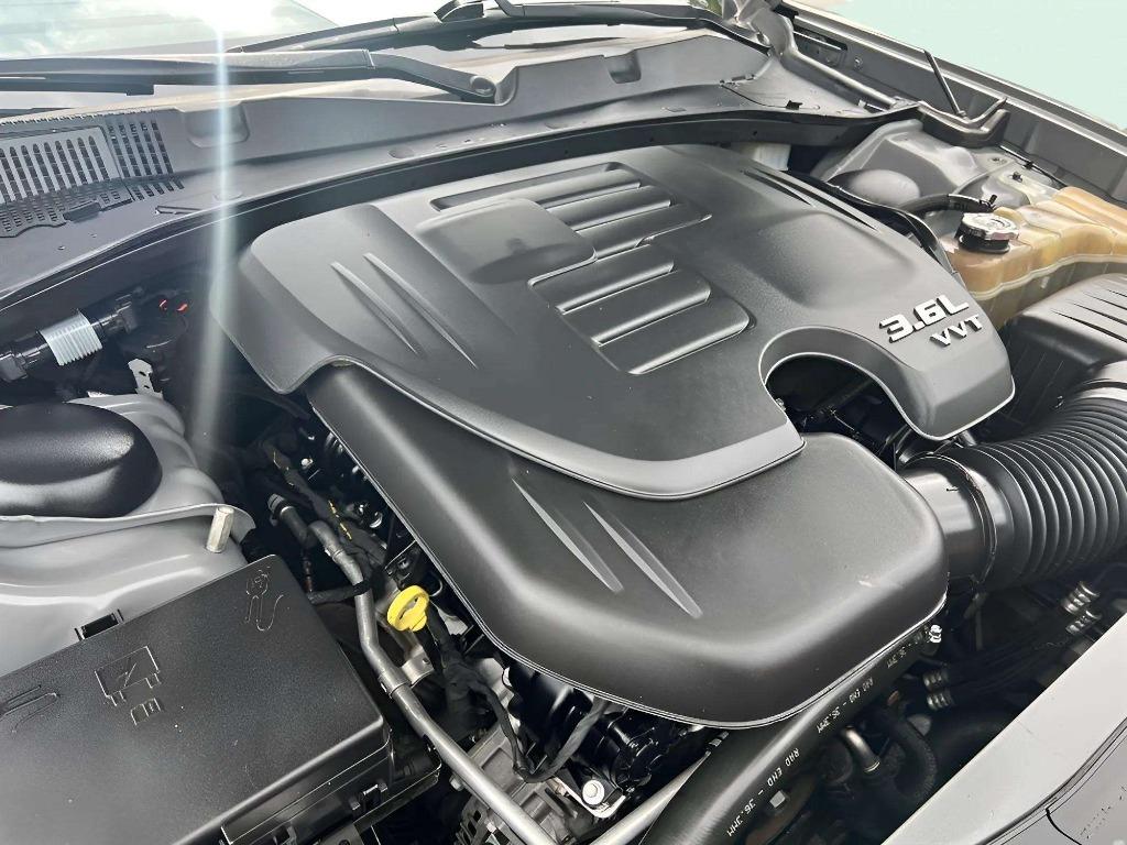 2018 Dodge Charger - $12,995