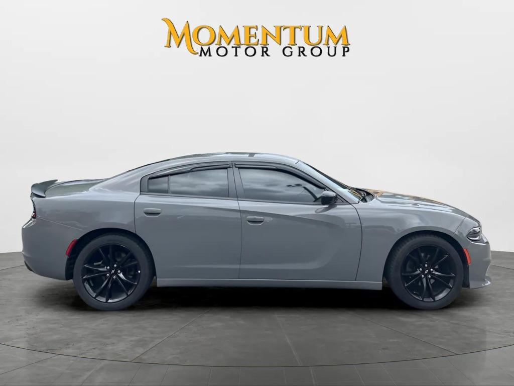 2018 Dodge Charger - $12,995