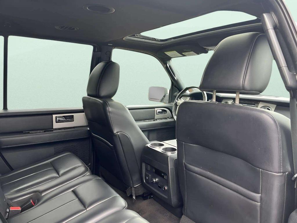 2015 Ford Expedition - $12,200