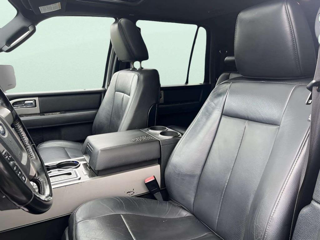 2015 Ford Expedition - $12,200