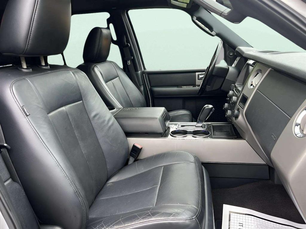 2015 Ford Expedition - $12,200