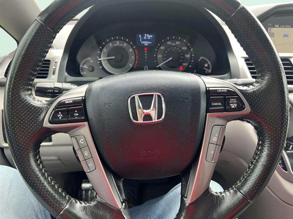 2016 Honda Odyssey - $13,995