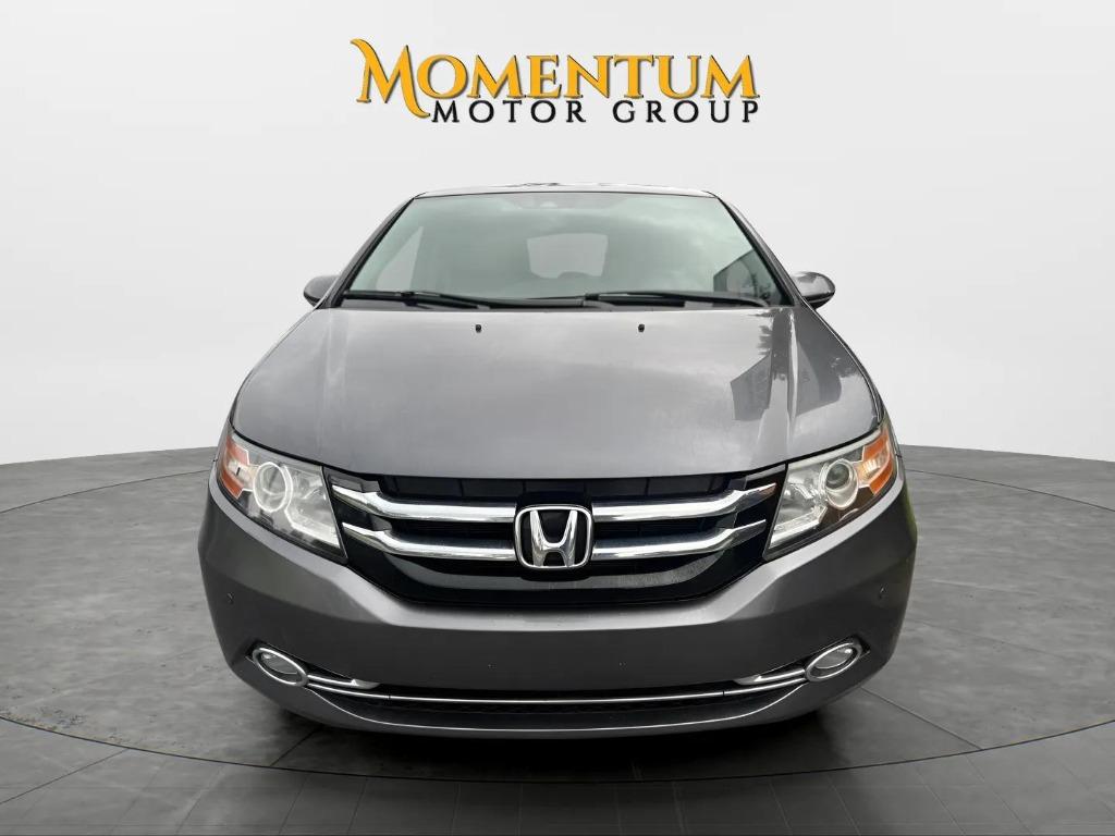 2016 Honda Odyssey - $13,995