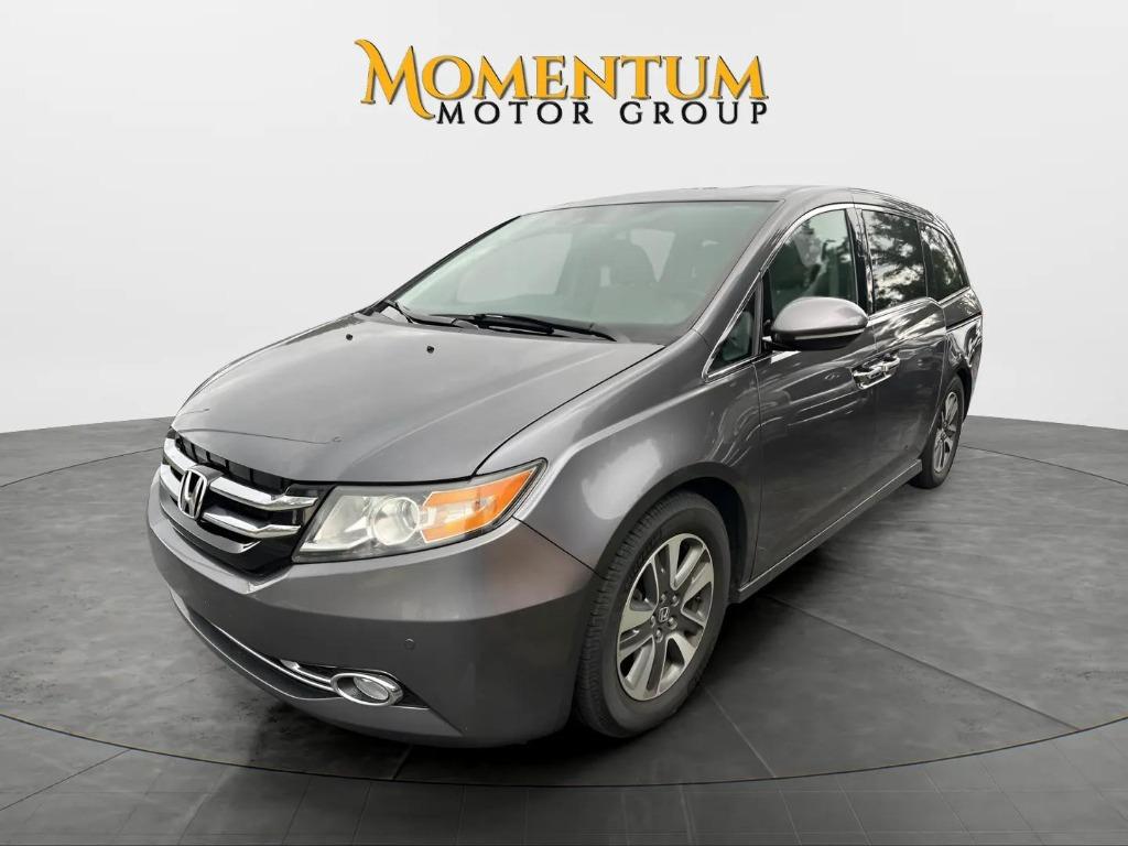 2016 Honda Odyssey - $13,995