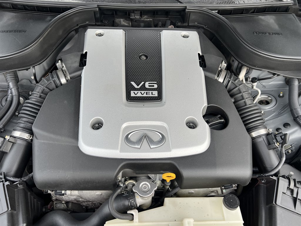 2013 INFINITI G - $12,995