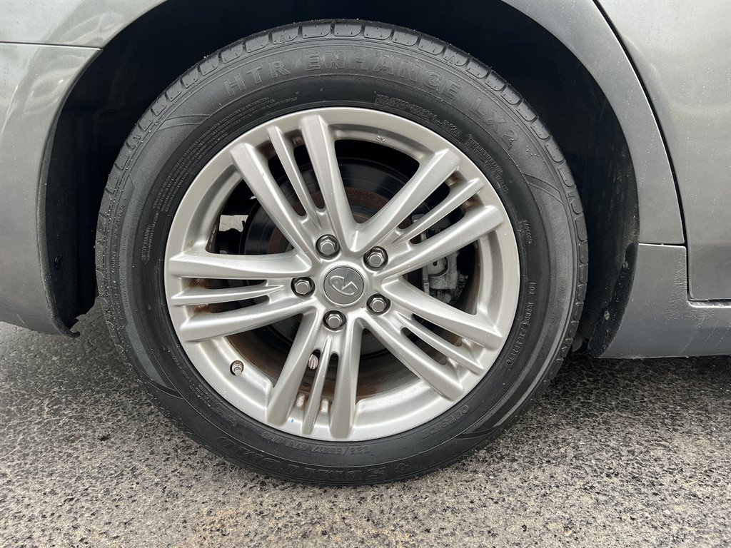 2013 INFINITI G - $12,995