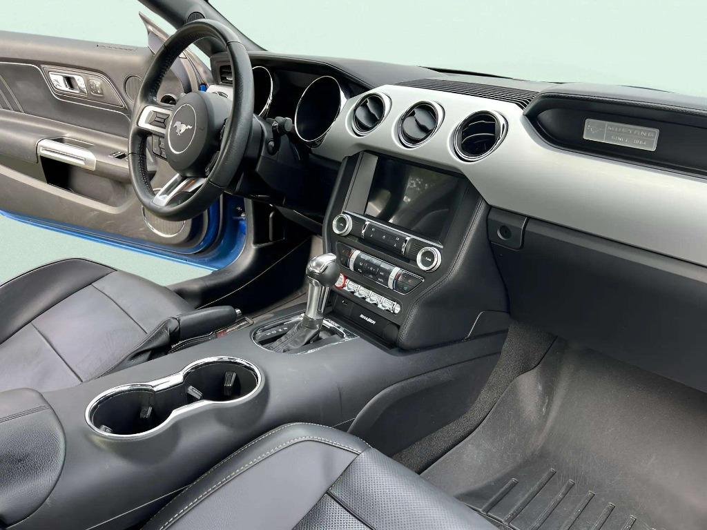 2017 Ford Mustang - $19,995