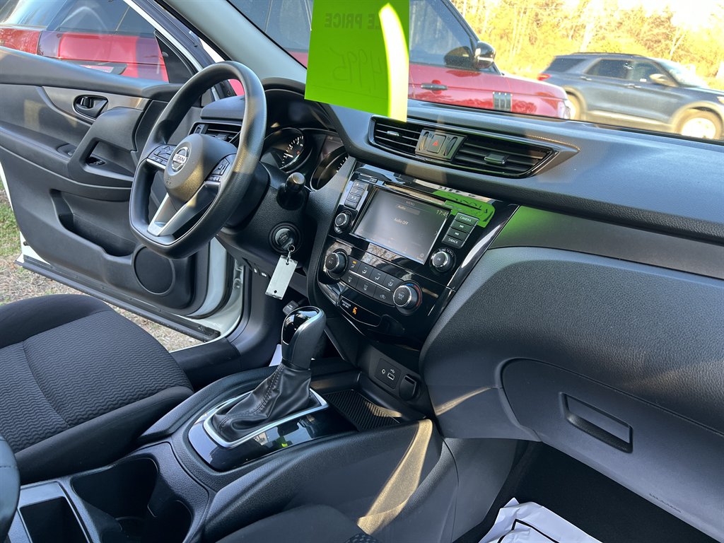 2020 Nissan Rogue - $14,995