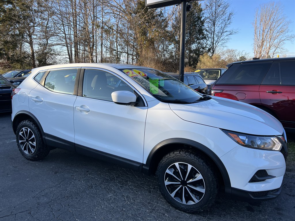2020 Nissan Rogue - $14,995