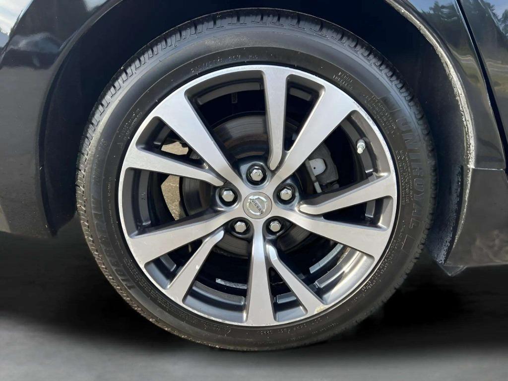 2018 Nissan Maxima - $11,995