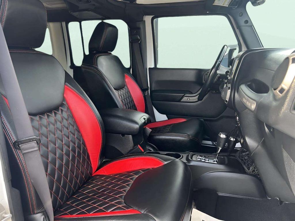 2015 Jeep Wrangler - $20,995