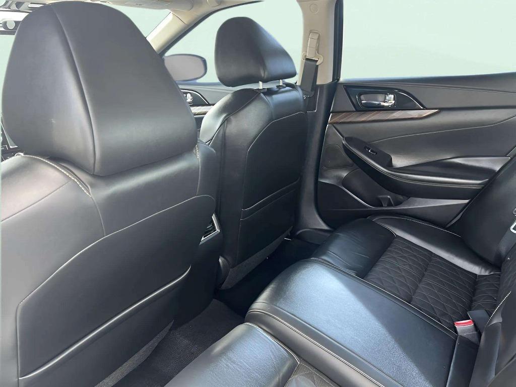 2016 Nissan Maxima - $8,995