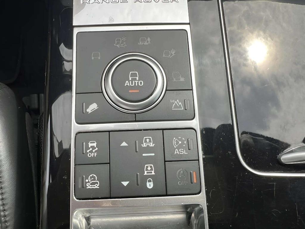 2016 Land Rover Range Rover - $19,995