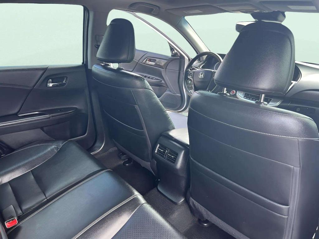 2015 Honda Accord - $13,995