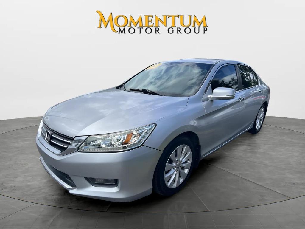 2015 Honda Accord - $13,995