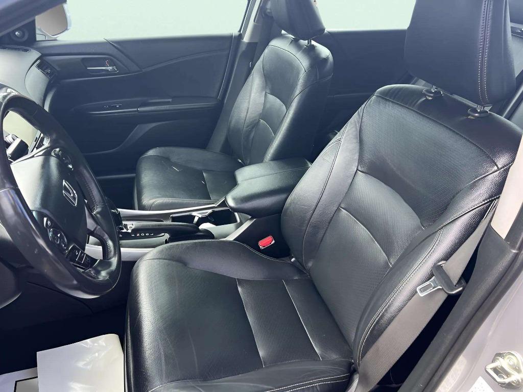 2015 Honda Accord - $13,995