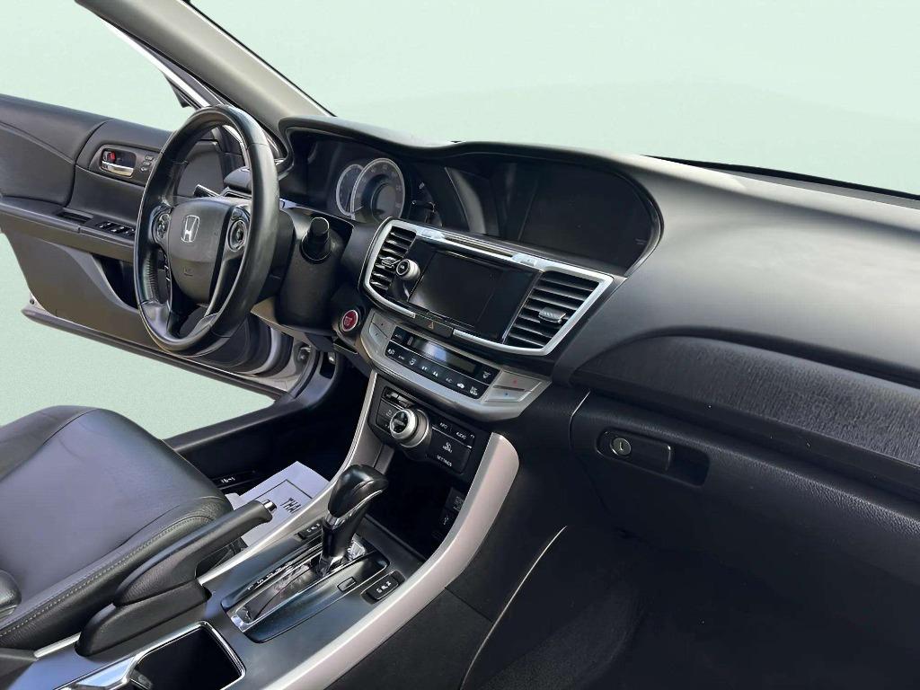 2015 Honda Accord - $13,995