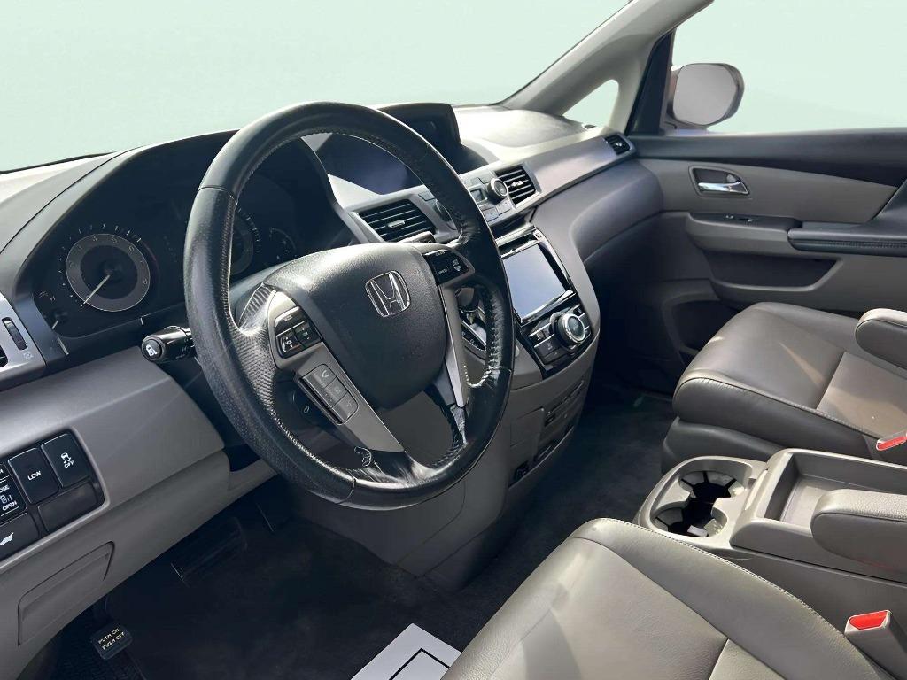 2016 Honda Odyssey - $12,995