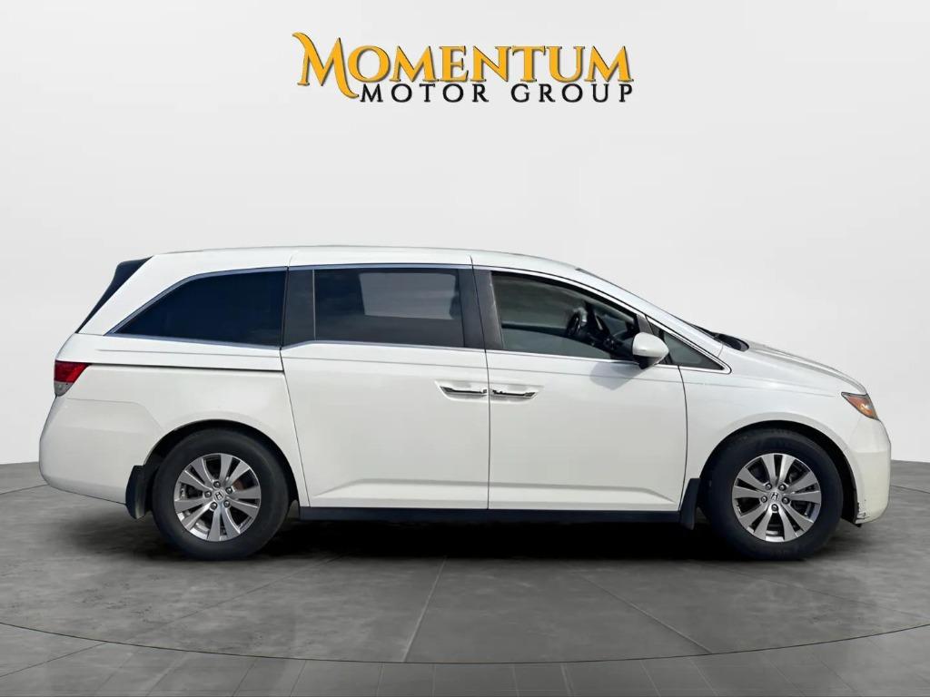 2016 Honda Odyssey - $12,995