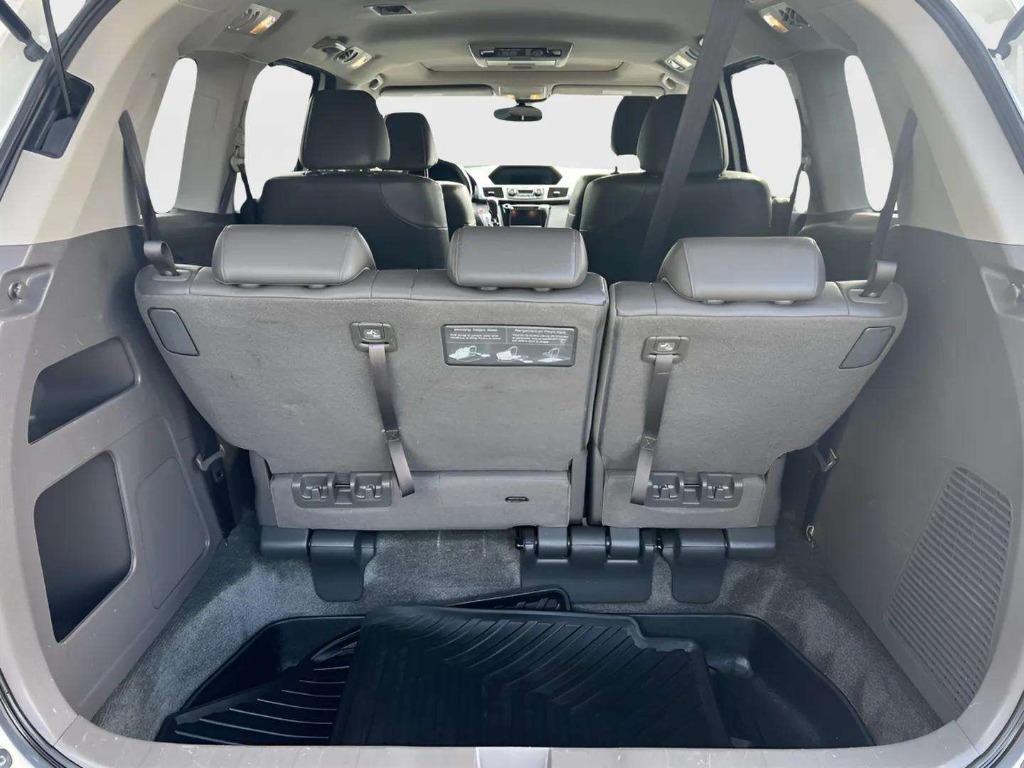 2016 Honda Odyssey - $12,995