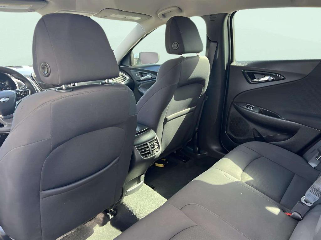 2022 Chevrolet Malibu - $12,995