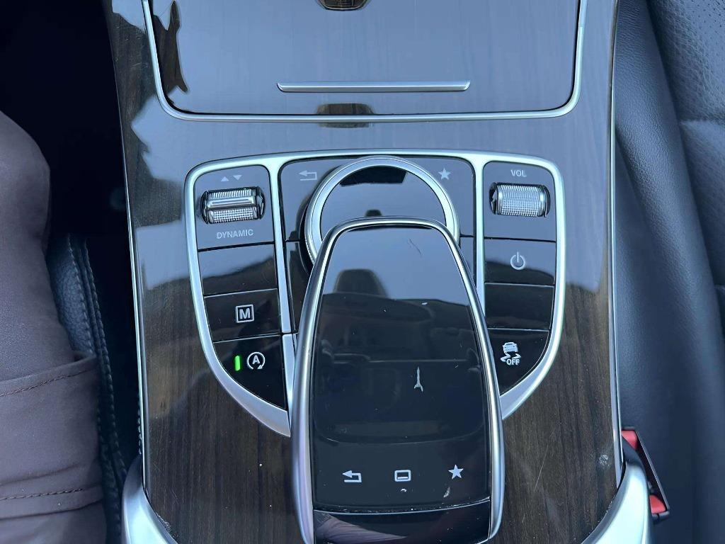 2016 Mercedes-Benz GLC - $18,995
