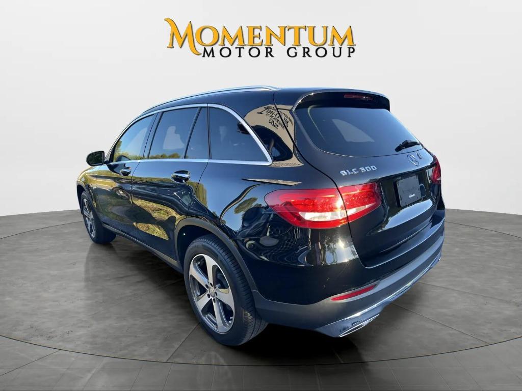2016 Mercedes-Benz GLC - $18,995