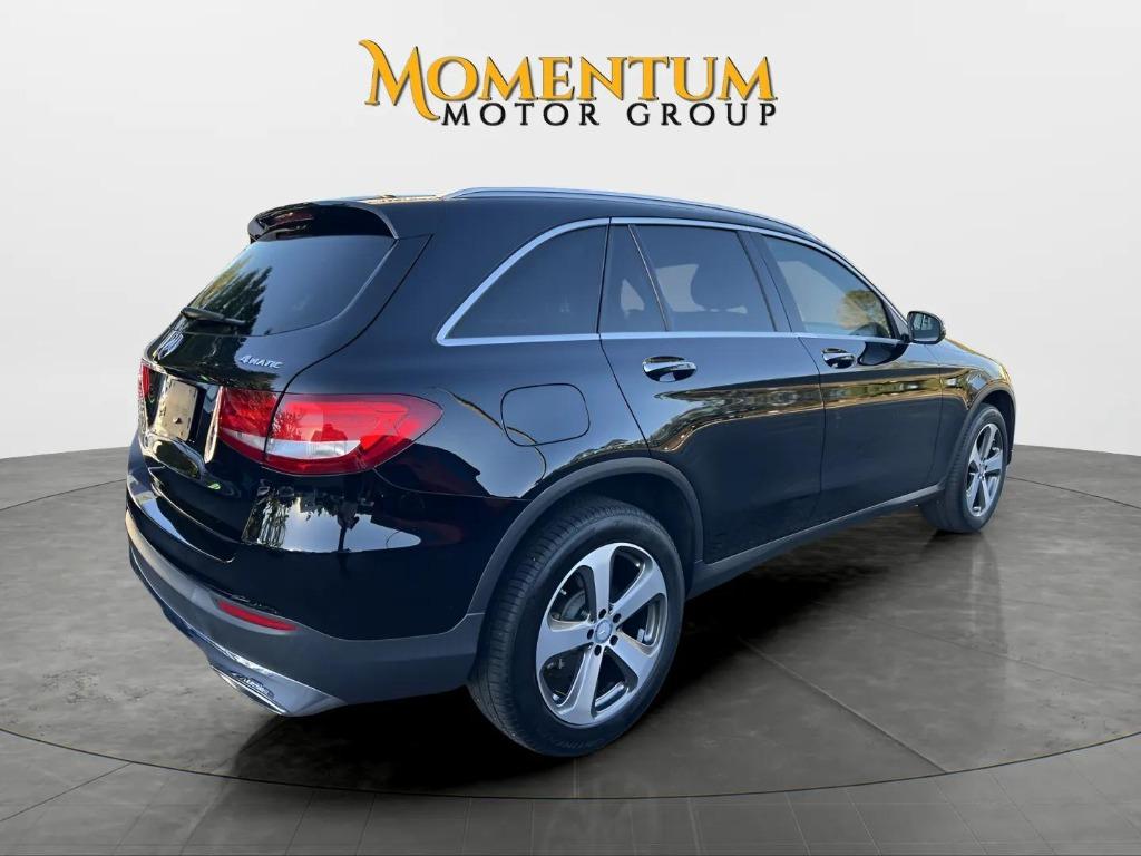 2016 Mercedes-Benz GLC - $18,995