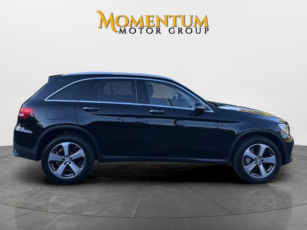2016 Mercedes-Benz GLC - $18,995