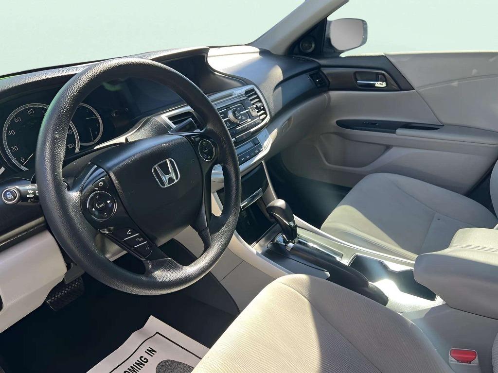 2015 Honda Accord - $19,995