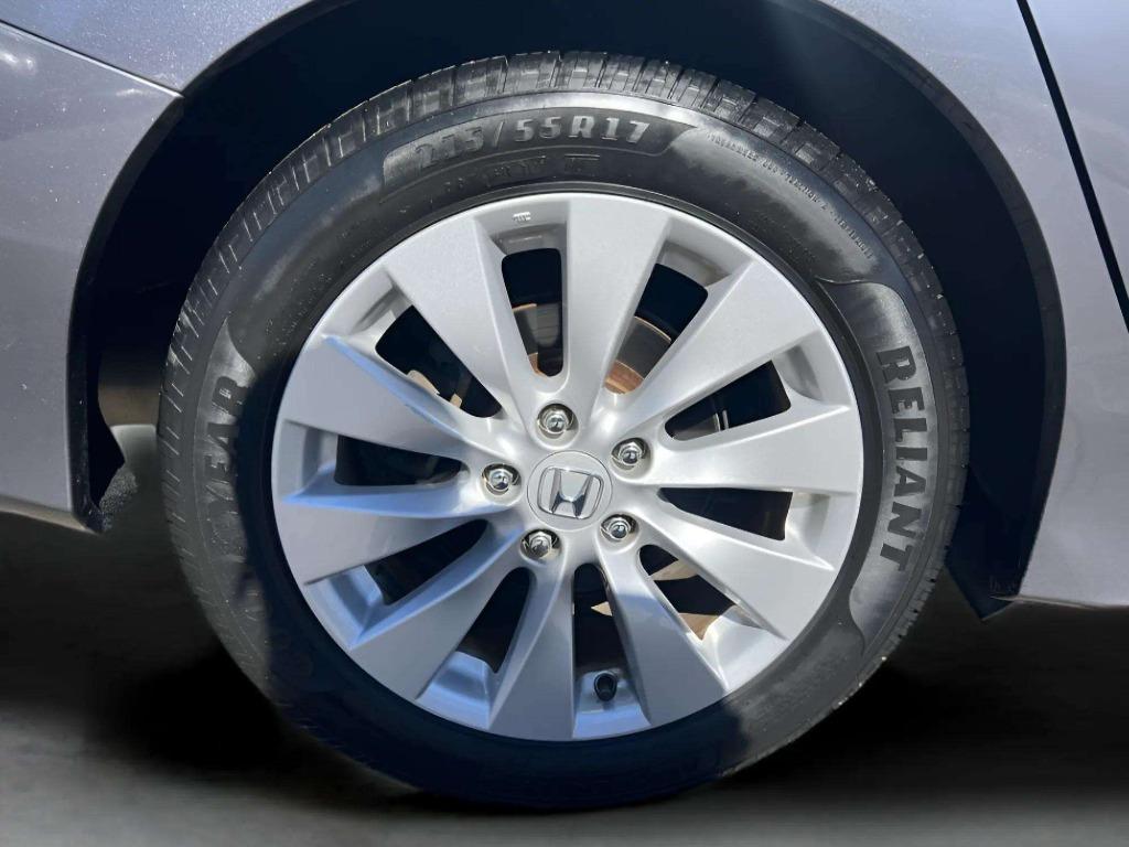 2015 Honda Accord - $19,995