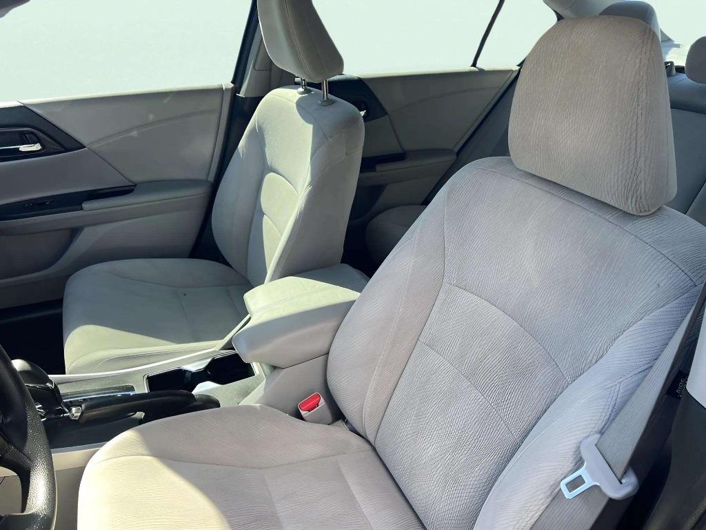 2015 Honda Accord - $19,995