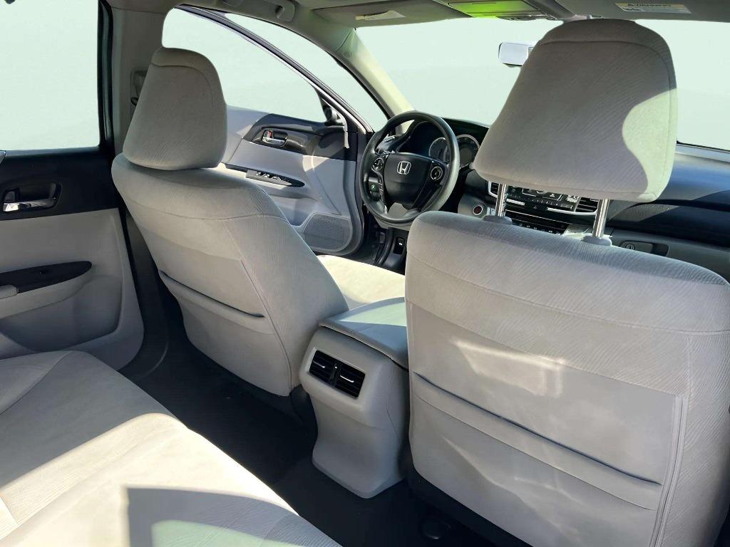 2015 Honda Accord - $19,995