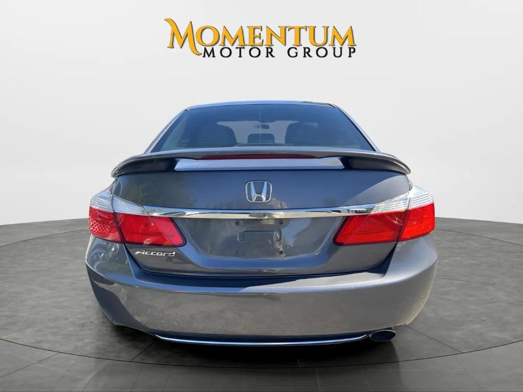 2015 Honda Accord - $19,995