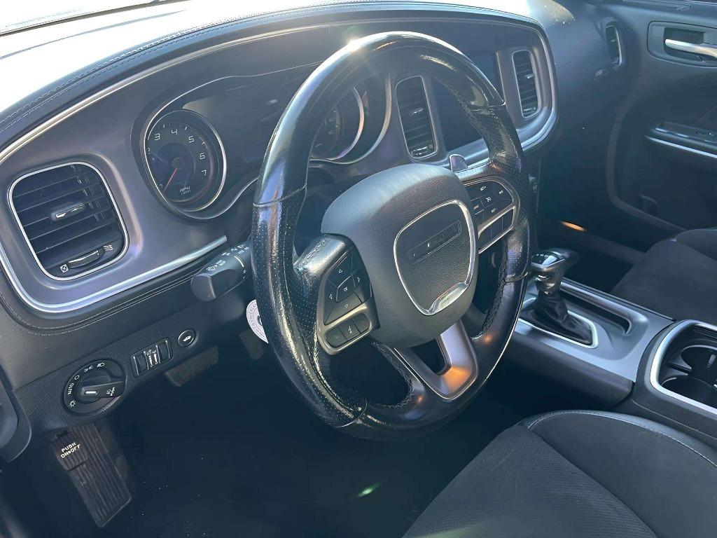 2020 Dodge Charger - $33,995