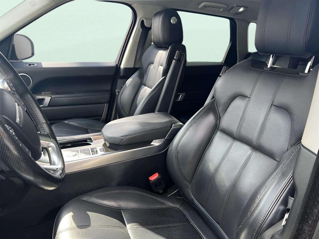 2016 Land Rover Range Rover Sport - $18,995