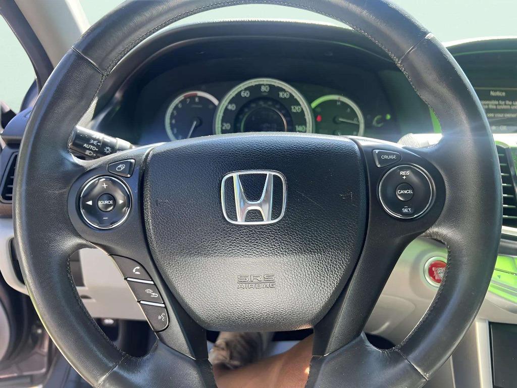 2015 Honda Accord - $15,995