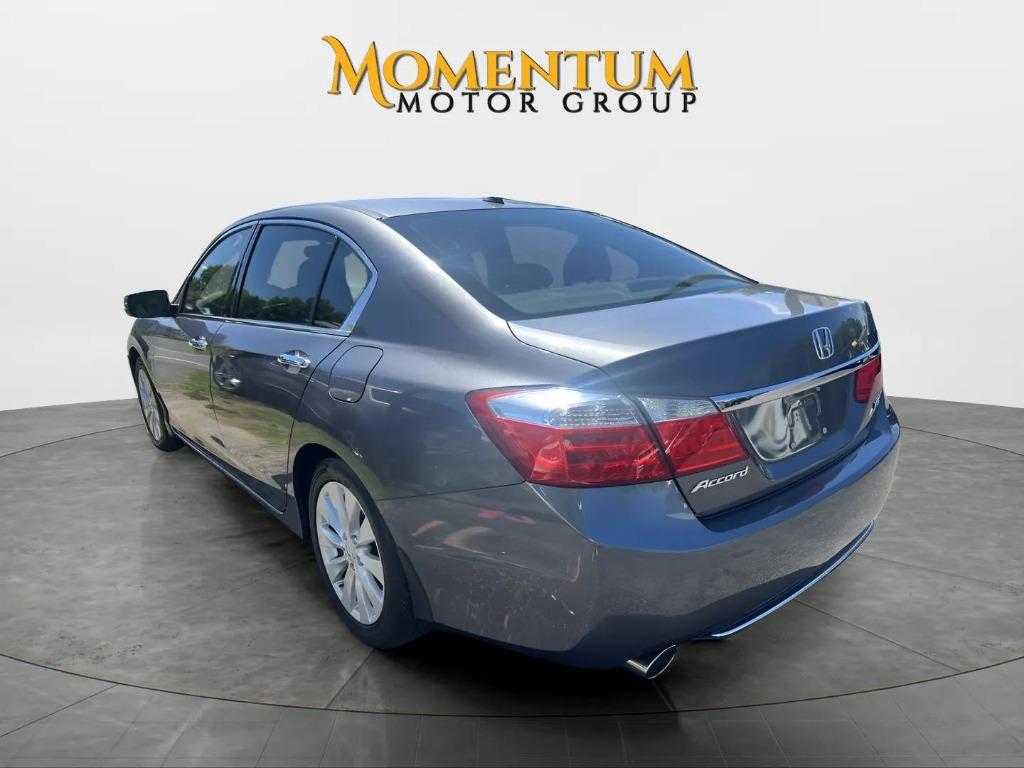 2015 Honda Accord - $15,995