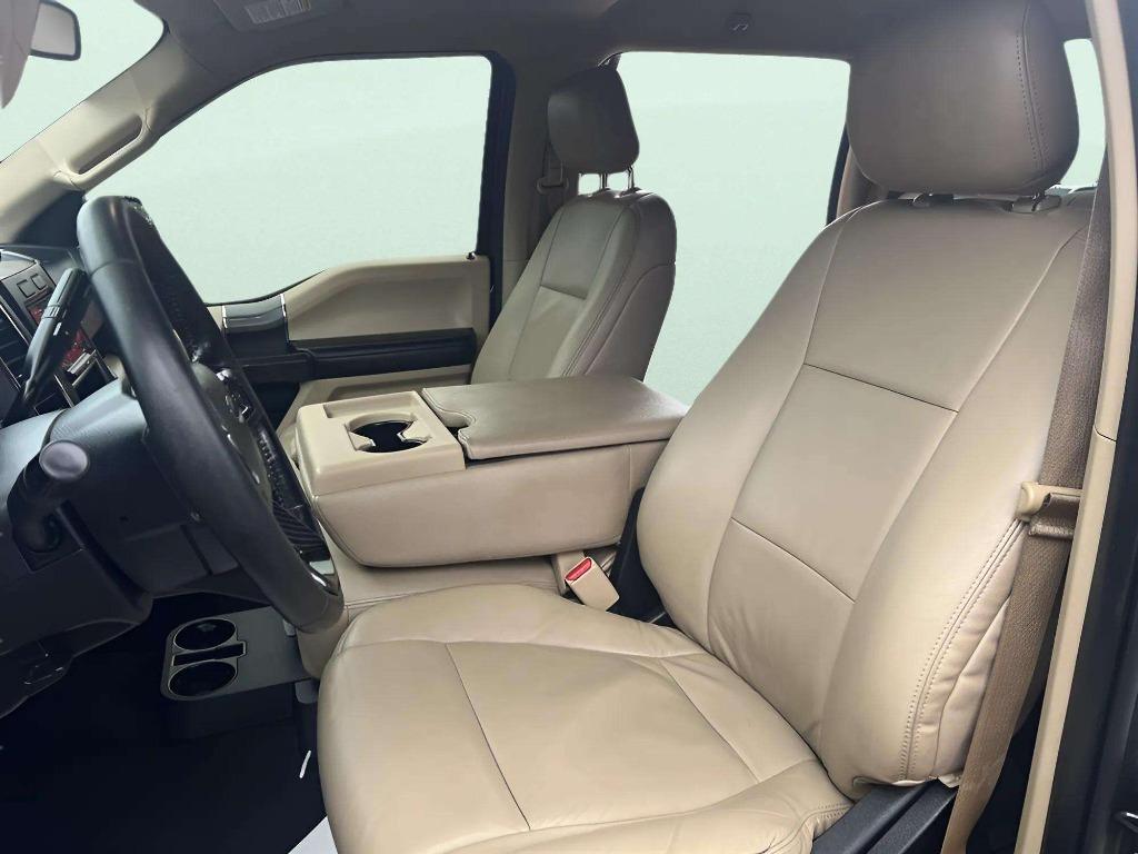 2017 Ford F-150 - $15,995