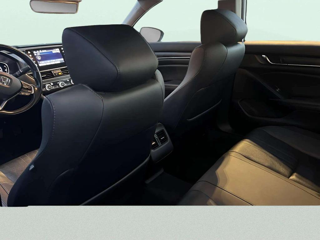 2020 Honda Accord - $25,995