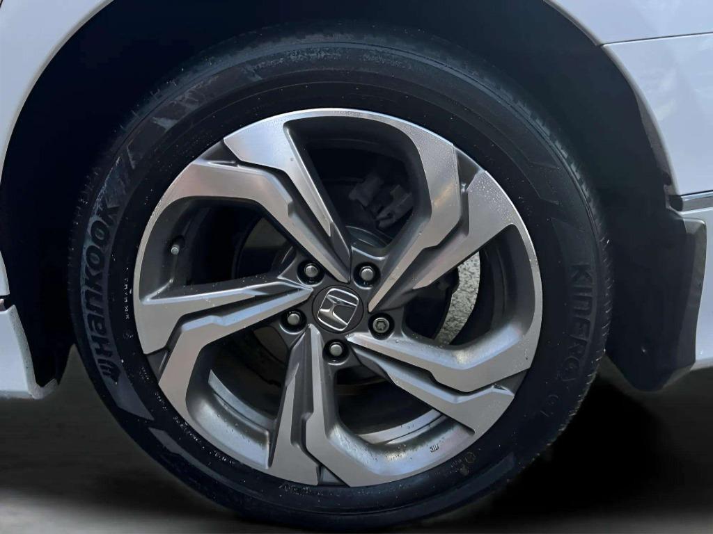 2020 Honda Accord - $25,995
